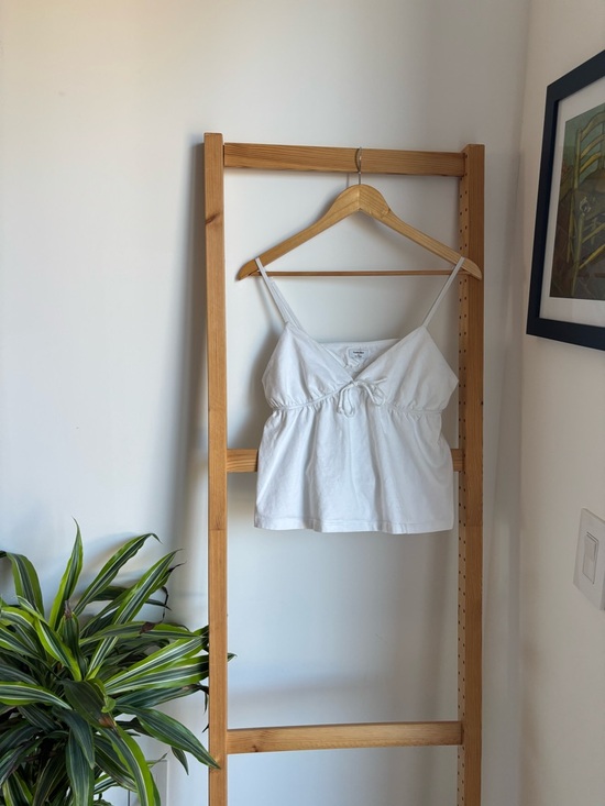 Aritzia Sunday Best White Tie-Front Camisole - Picture 2 of 3